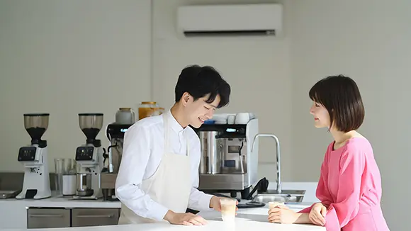 2-3แอร์โซล่าเซลล์-ร้านคาเฟ่-พี่หมีโซล่าเซลล์